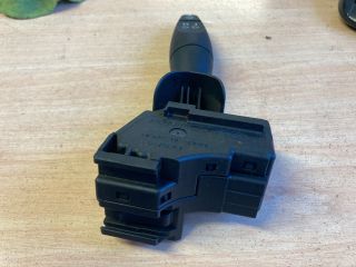 bontott FORD FIESTA V Bal Kormánykapcsoló Irányjelző