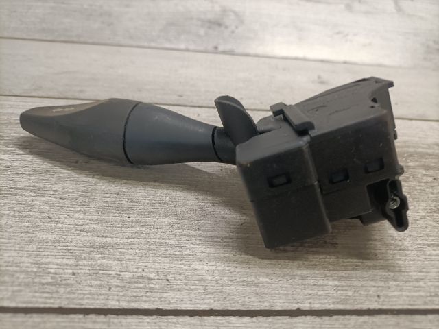 bontott FORD FIESTA V Bal Kormánykapcsoló Irányjelző