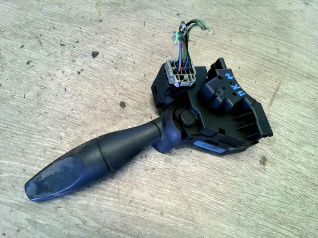 bontott FORD FIESTA V Bal Kormánykapcsoló Irányjelző