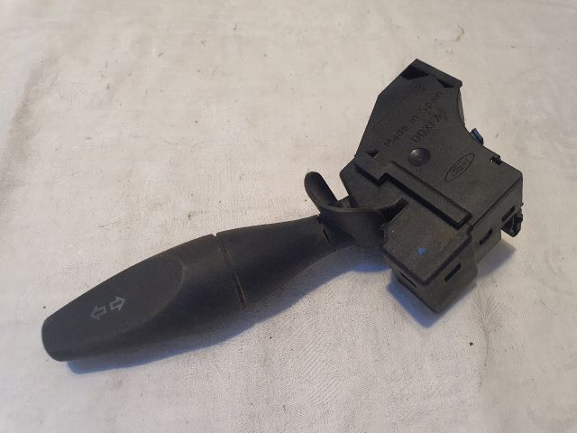 bontott FORD FIESTA V Bal Kormánykapcsoló Irányjelző