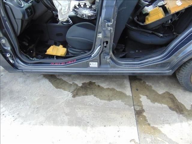 bontott FORD FIESTA V Bal Küszöb