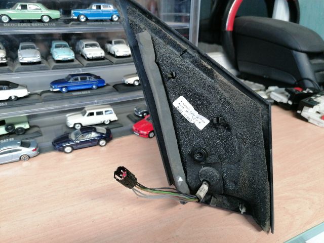 bontott FORD FIESTA V Bal Visszapillantó Tükör (Elektromos)