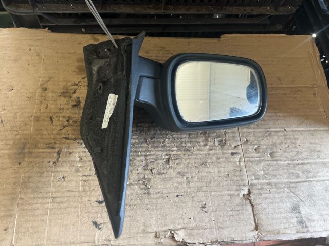 bontott FORD FIESTA V Bal Visszapillantó Tükör (Mechanikus)