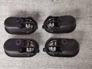 bontott FORD FIESTA V Belső Kilincs Szett