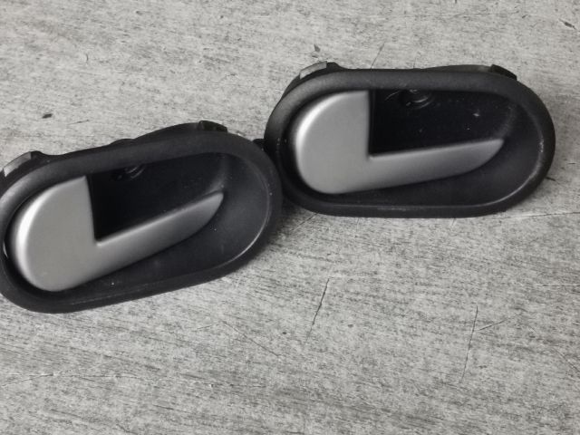 bontott FORD FIESTA V Belső Kilincs Szett