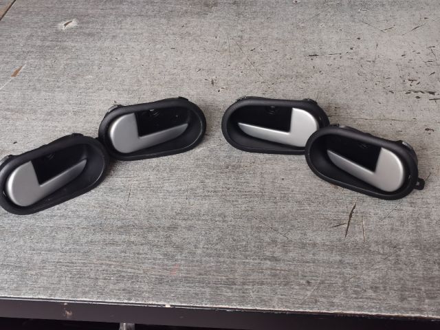 bontott FORD FIESTA V Belső Kilincs Szett