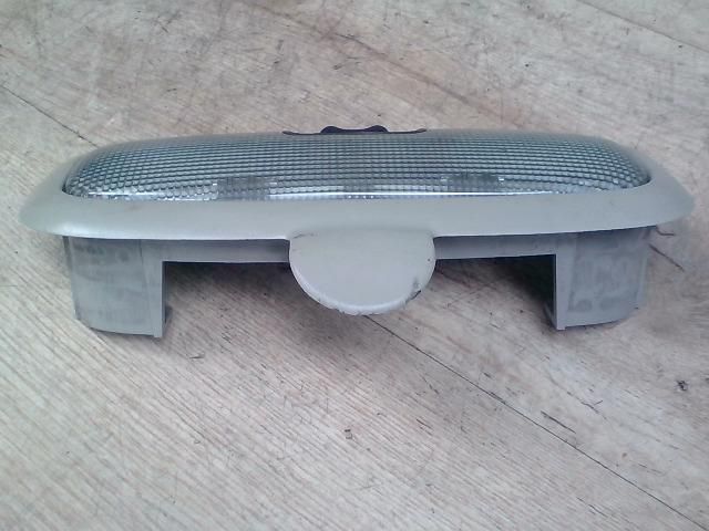 bontott FORD FIESTA V Beltér Világítás Első