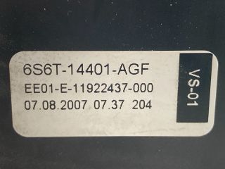 bontott FORD FIESTA V Biztosítéktábla Doboz