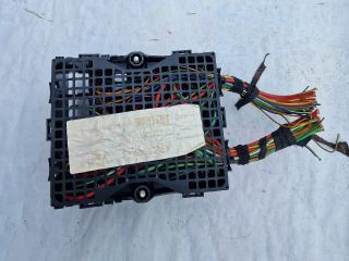 bontott FORD FIESTA V Biztosítéktábla Utastér