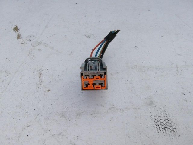 bontott FORD FIESTA V Csatlakozó