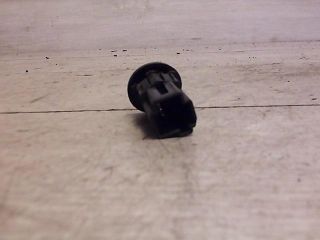 bontott FORD FIESTA V Csomagtér Nyitó Kar / Gomb