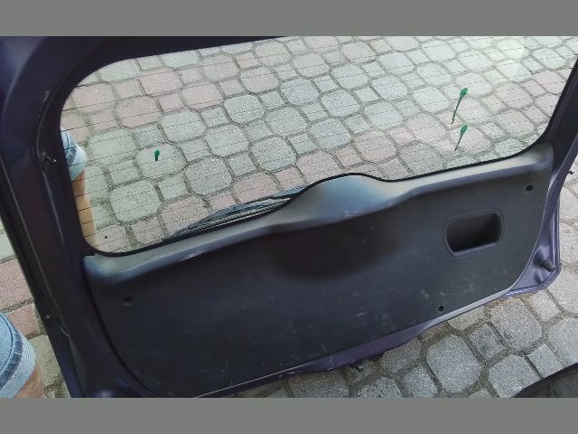 bontott FORD FIESTA V Csomagtérajtó (Részeivel)