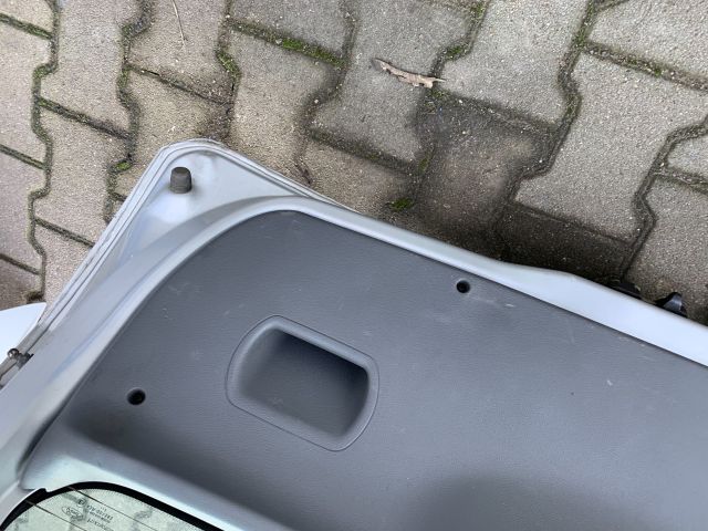 bontott FORD FIESTA V Csomagtérajtó (Részeivel)