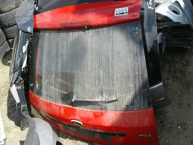 bontott FORD FIESTA V Csomagtérajtó (Részeivel)