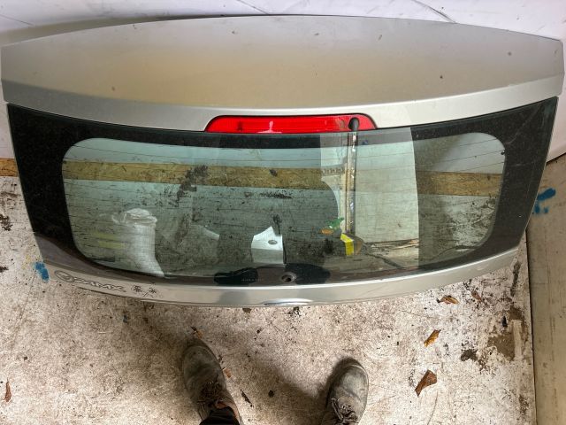 bontott FORD FIESTA V Csomagtérajtó (Üres lemez)