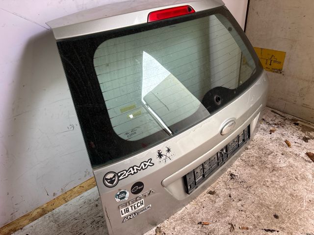 bontott FORD FIESTA V Csomagtérajtó (Üres lemez)