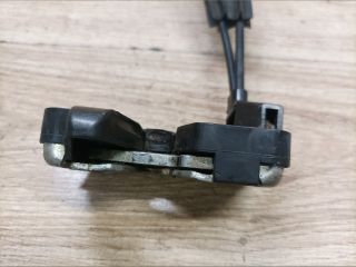 bontott FORD FIESTA V Csomagtérajtó Zárszerkezet