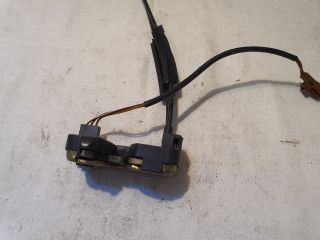 bontott FORD FIESTA V Csomagtérajtó Zárszerkezet