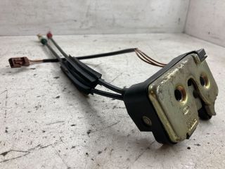 bontott FORD FIESTA V Csomagtérajtó Zárszerkezet