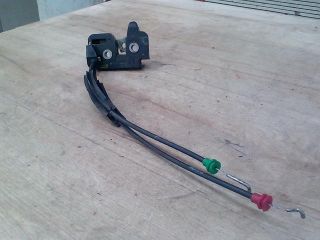 bontott FORD FIESTA V Csomagtérajtó Zárszerkezet