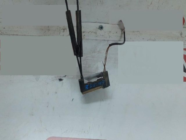 bontott FORD FIESTA V Csomagtérajtó Zárszerkezet