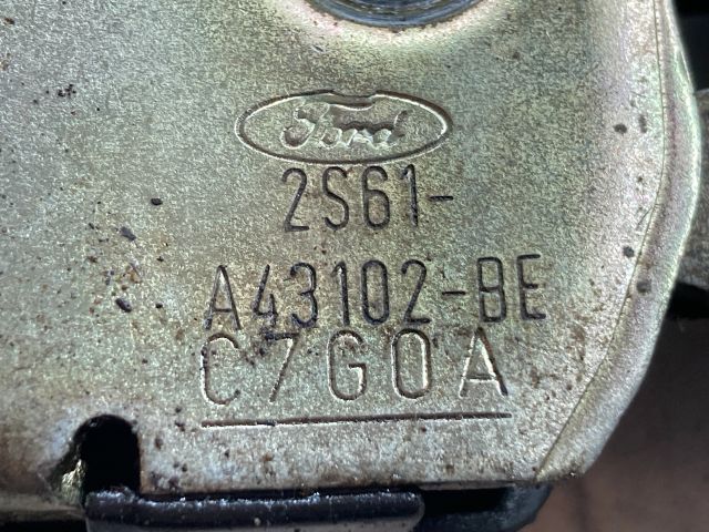 bontott FORD FIESTA V Csomagtérajtó Zárszerkezet