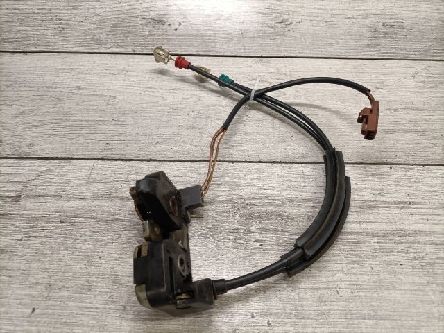 bontott FORD FIESTA V Csomagtérajtó Zárszerkezet