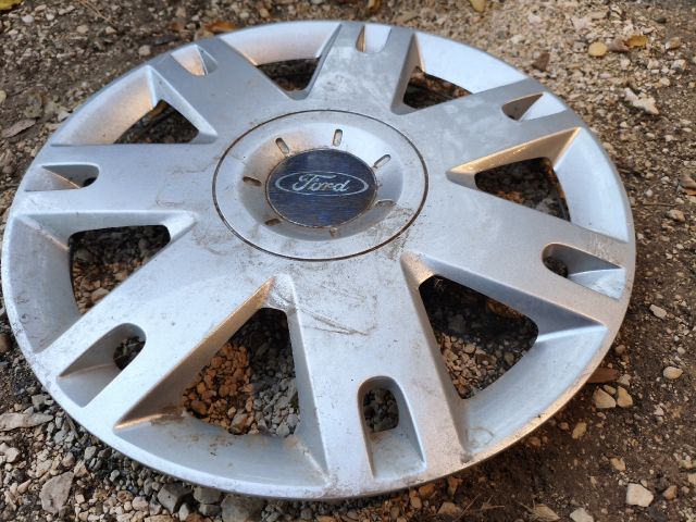 bontott FORD FIESTA V Dísztárcsa (1 db)