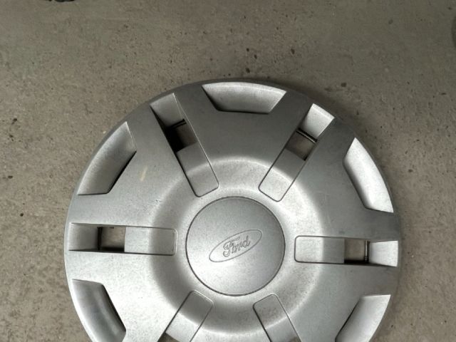 bontott FORD FIESTA V Dísztárcsa Pár