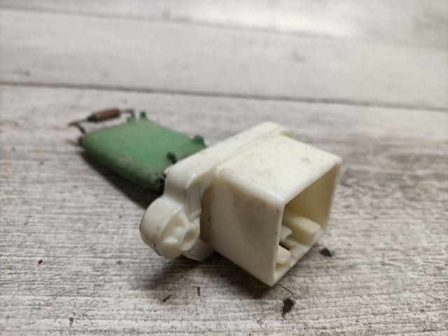 bontott FORD FIESTA V Előtét Ellenállás Fűtőmotor