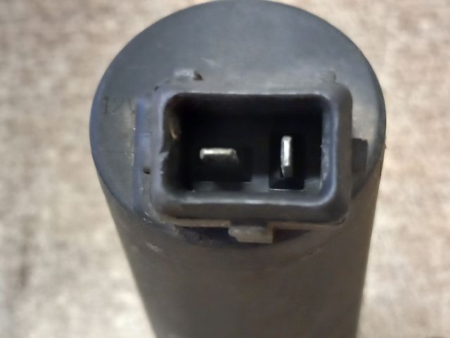 bontott FORD FIESTA V Első Ablakmosó Szivattyú