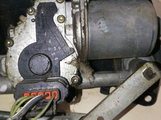 bontott FORD FIESTA V Első Ablaktörlő Szerkezet Motorral