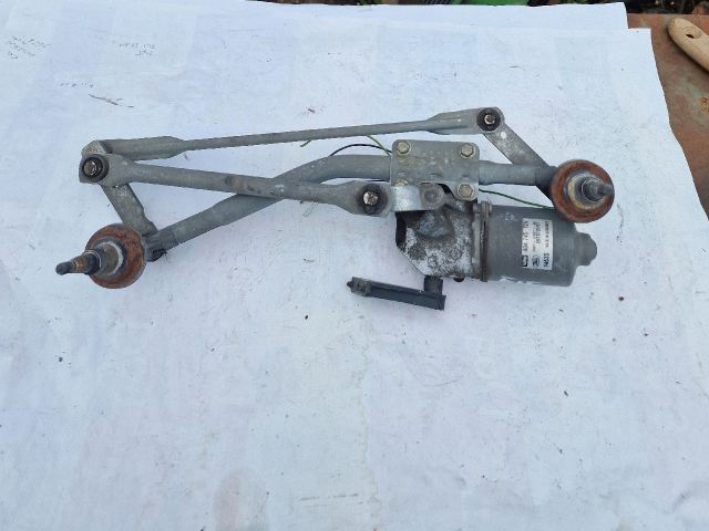 bontott FORD FIESTA V Első Ablaktörlő Szerkezet Motorral