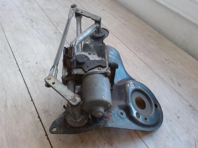 bontott FORD FIESTA V Első Ablaktörlő Szerkezet Motorral