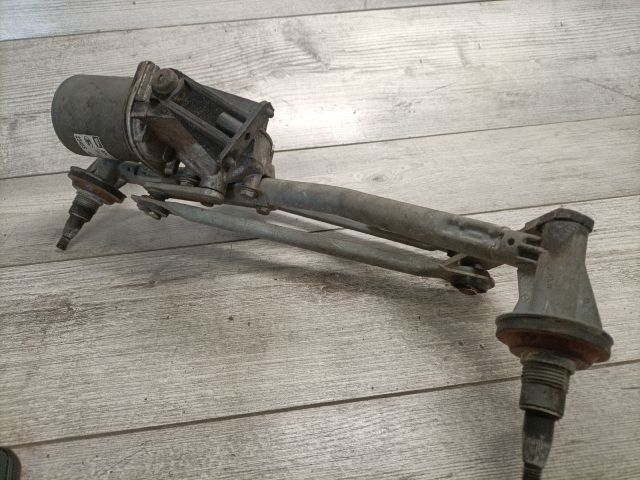 bontott FORD FIESTA V Első Ablaktörlő Szerkezet Motorral