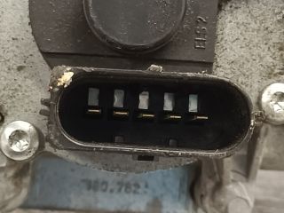 bontott FORD FIESTA V Első Ablaktörlő Szerkezet Motorral