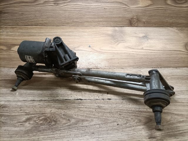 bontott FORD FIESTA V Első Ablaktörlő Szerkezet Motorral