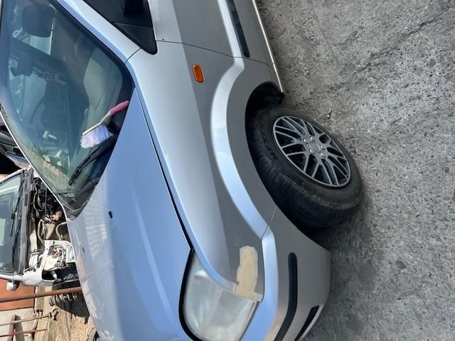 bontott FORD FIESTA V Első Ablaktörlő Szerkezet