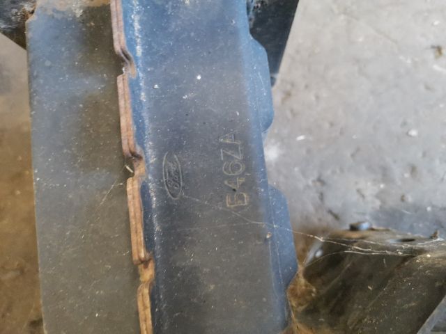 bontott FORD FIESTA V Első Lökhárító Merevítő (Fém)