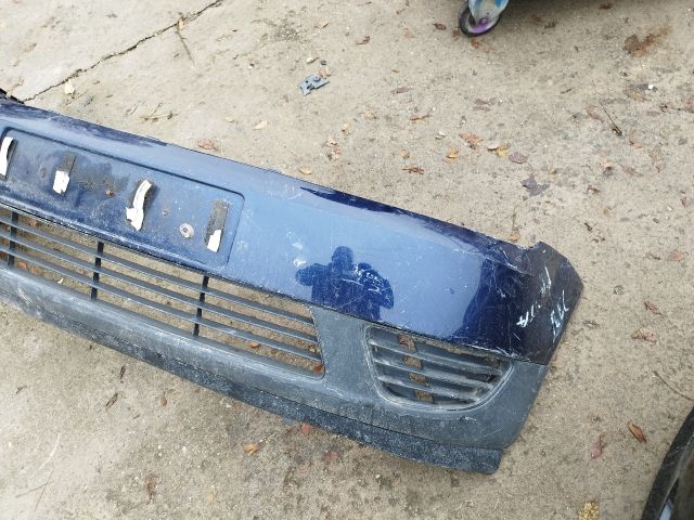 bontott FORD FIESTA V Első Lökhárító (Részeivel)