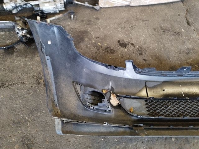 bontott FORD FIESTA V Első Lökhárító (Részeivel)