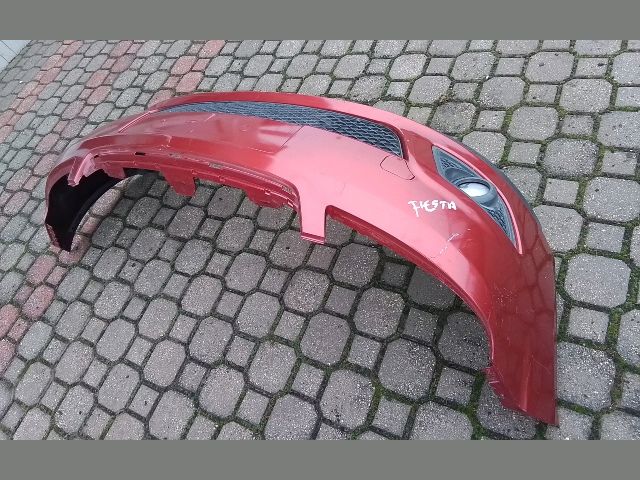 bontott FORD FIESTA V Első Lökhárító (Részeivel)