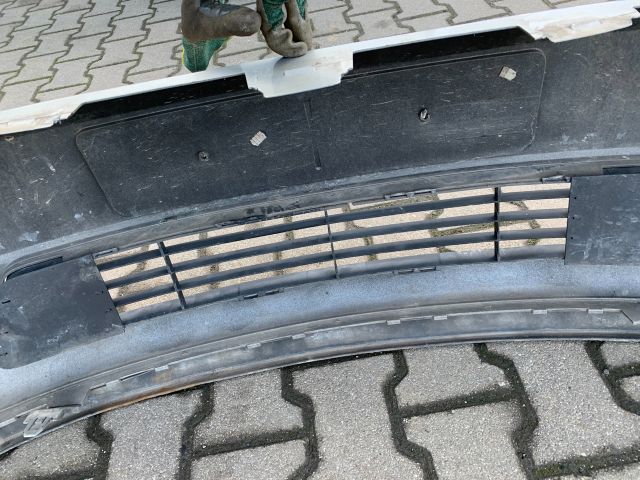 bontott FORD FIESTA V Első Lökhárító (Részeivel)