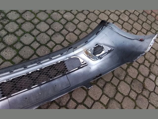 bontott FORD FIESTA V Első Lökhárító (Részeivel)