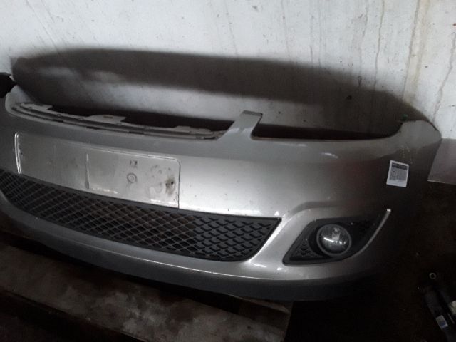 bontott FORD FIESTA V Első Lökhárító (Üresen)