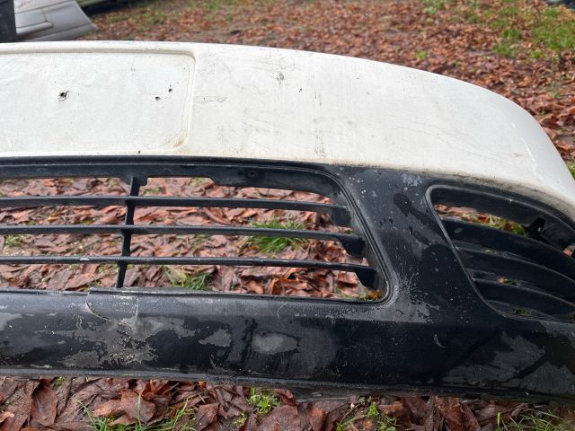 bontott FORD FIESTA V Első Lökhárító (Üresen)