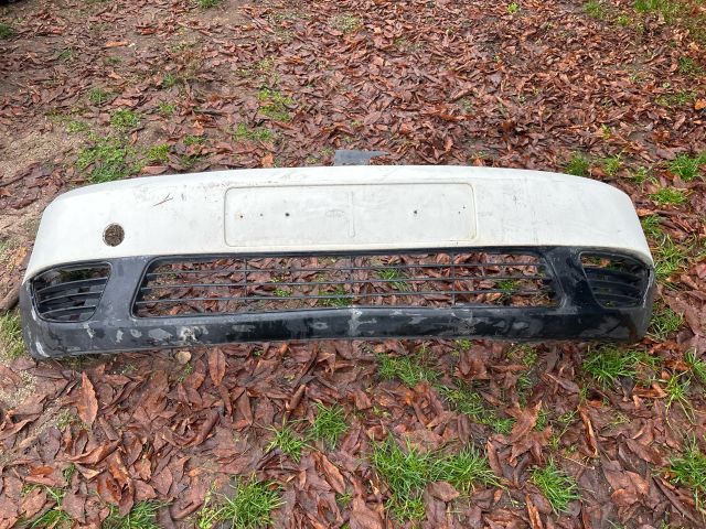 bontott FORD FIESTA V Első Lökhárító (Üresen)