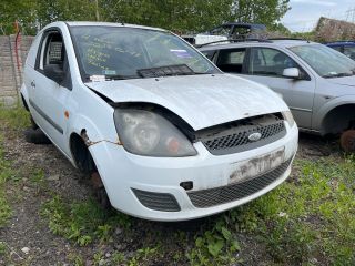 bontott FORD FIESTA V Első Lökhárító (Üresen)