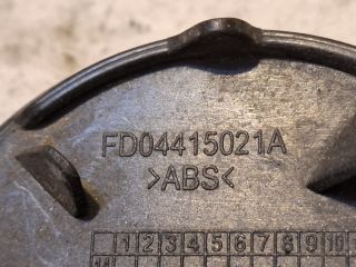 bontott FORD FIESTA V Első Vonószem Burkolat