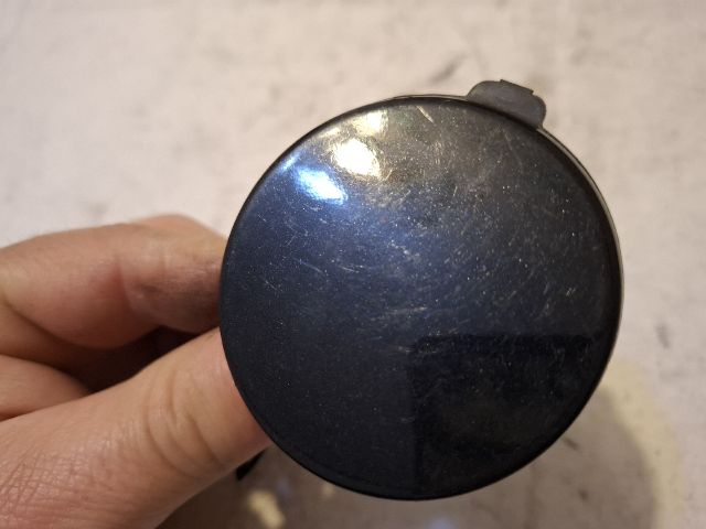 bontott FORD FIESTA V Első Vonószem Burkolat